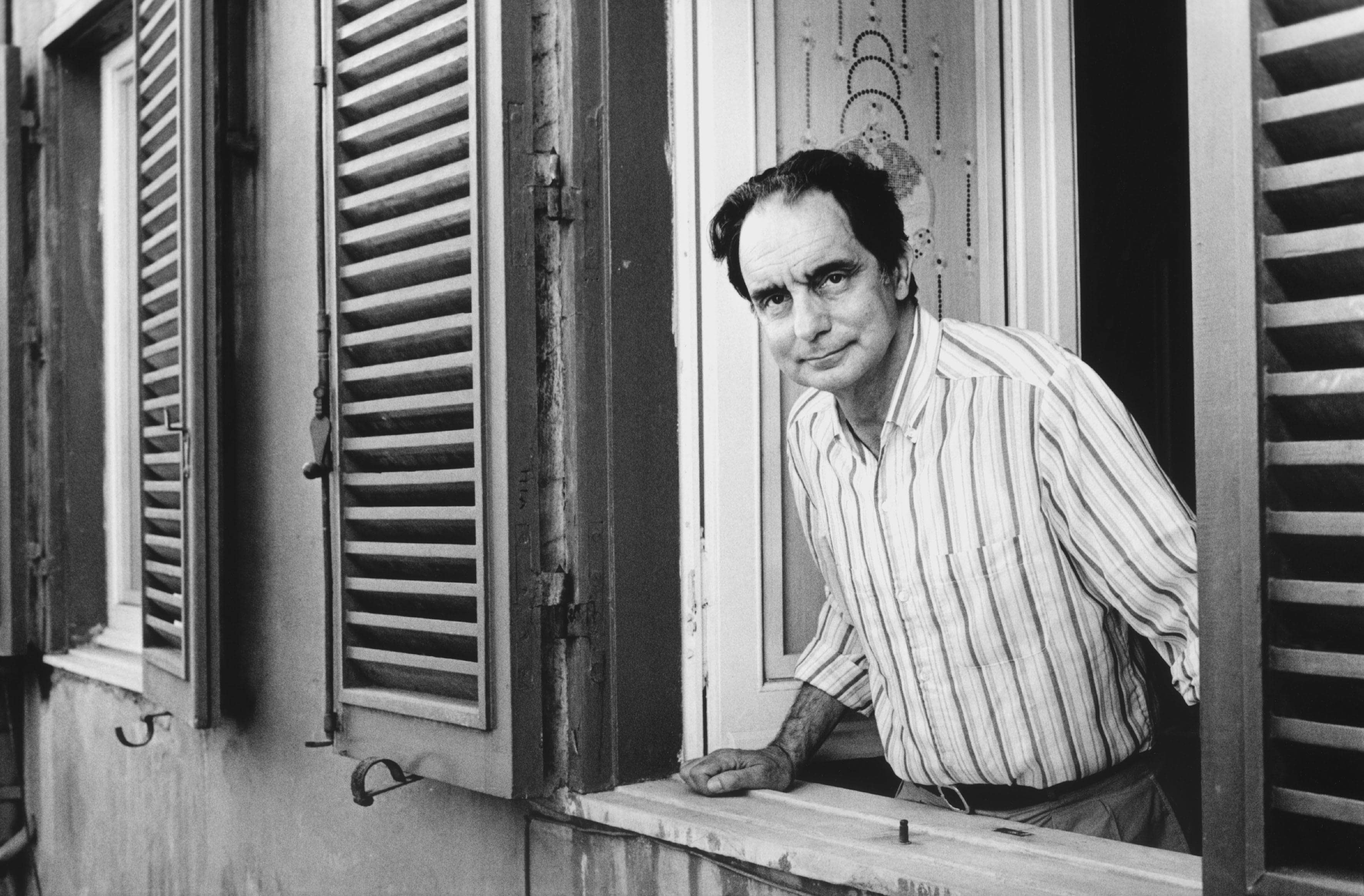 Ritratto Fotografico Di Italo Calvino Letteratura Rai Cultura 1873